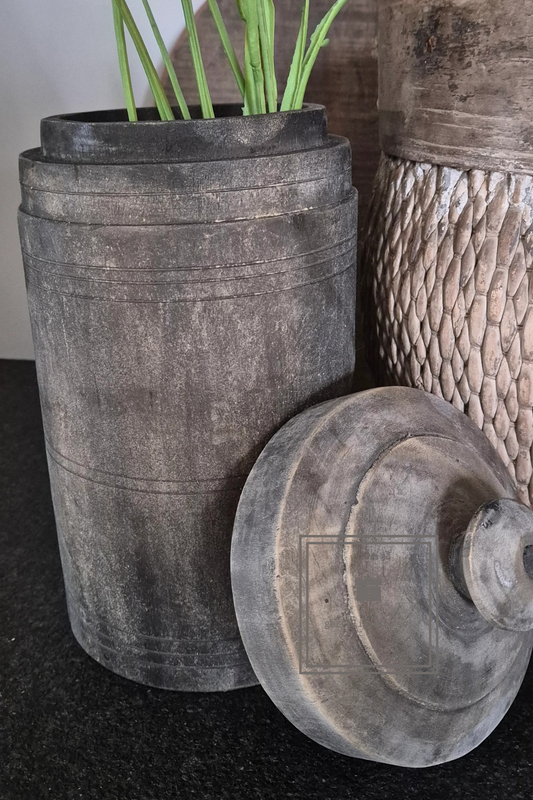 Houten pot met deksel