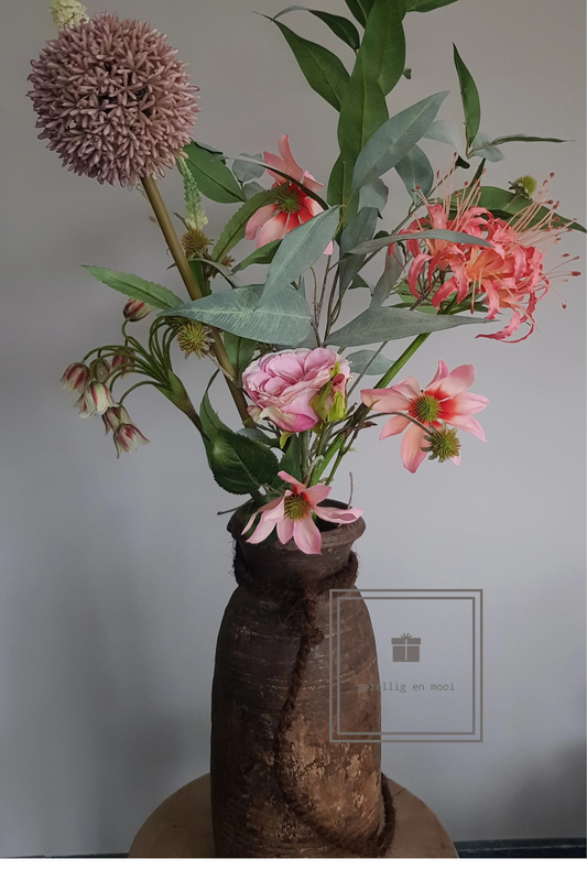 Oude Nepalese pot (14)