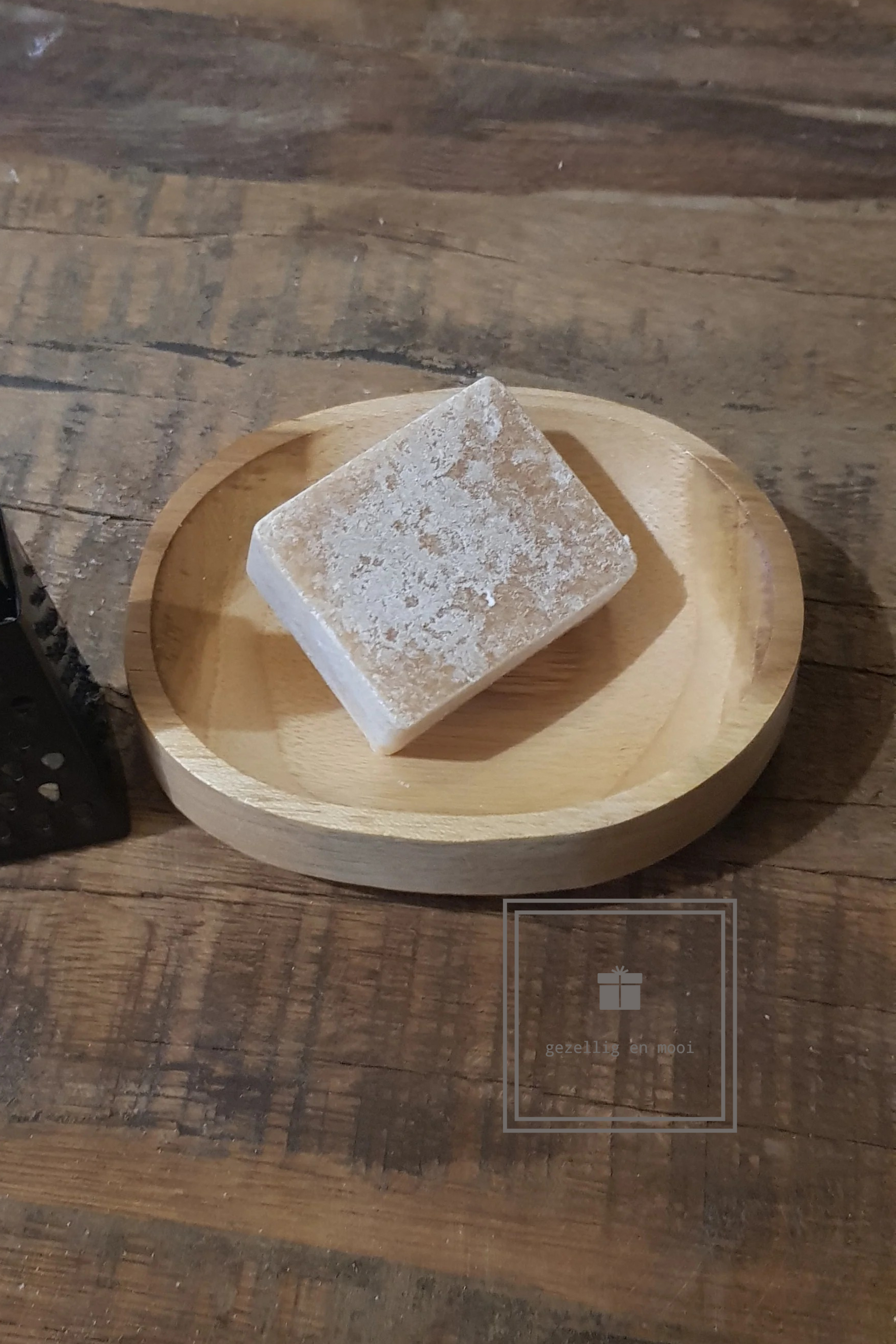 Houten schaaltje