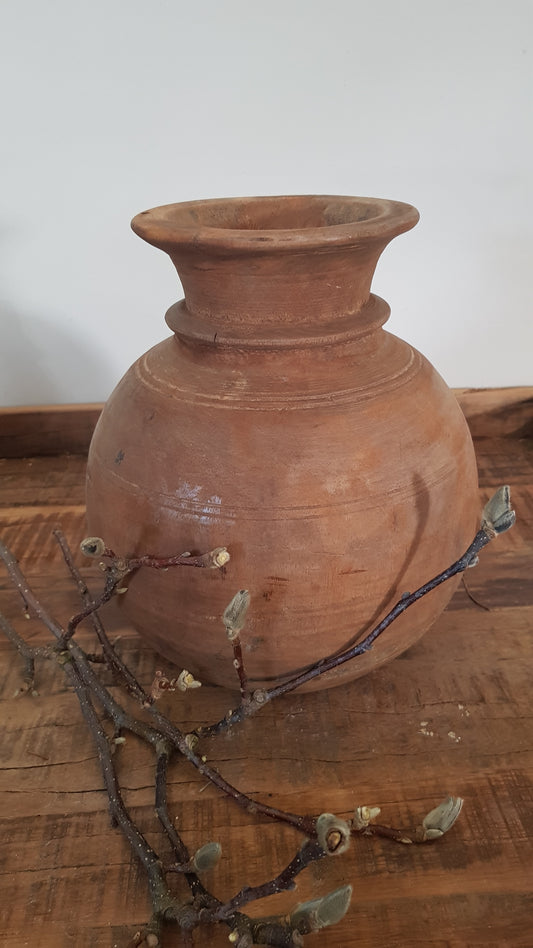 Oude Nepalese pot